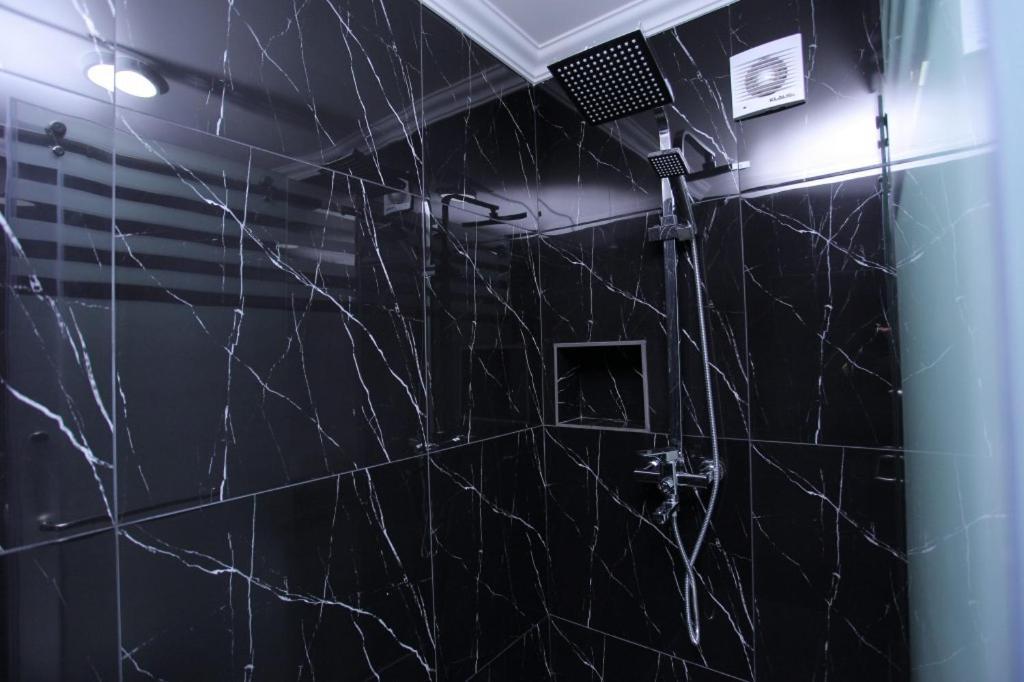 Overlooking Registan Square Luxury 2 Bedrooms Apartment サマルカンド エクステリア 写真