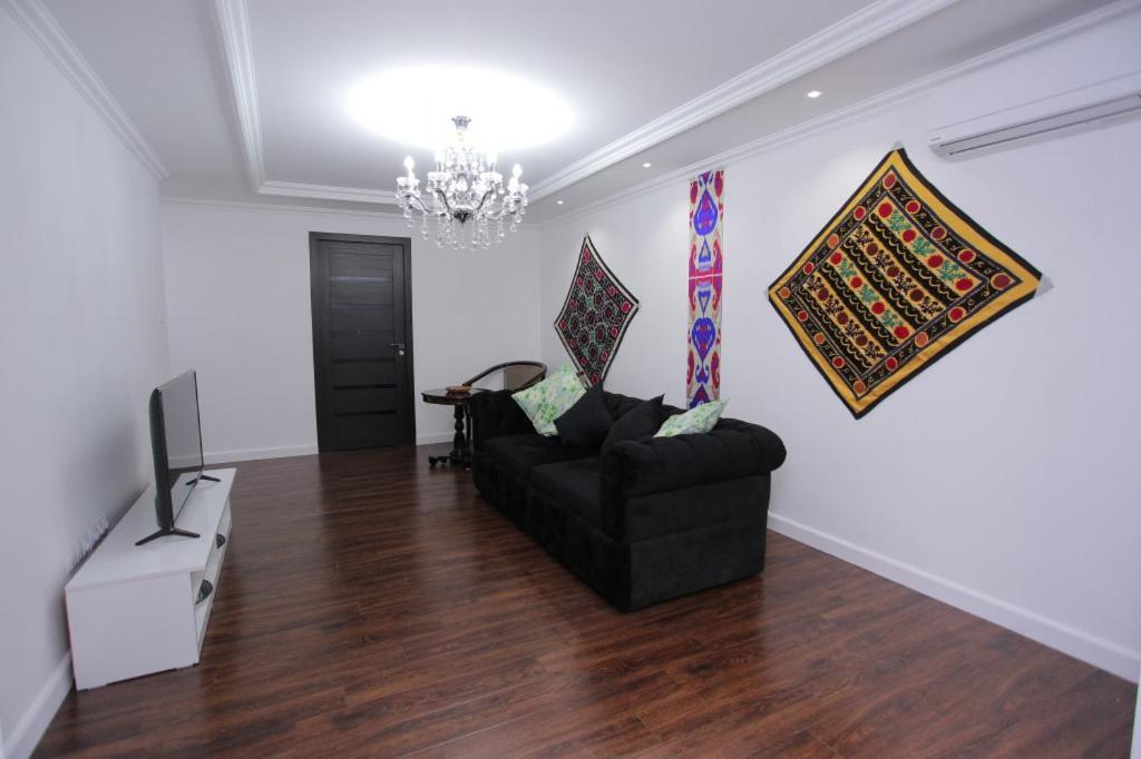 Overlooking Registan Square Luxury 2 Bedrooms Apartment サマルカンド エクステリア 写真