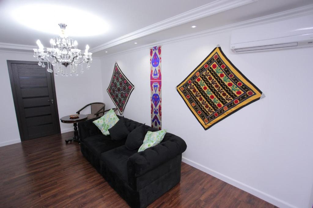 Overlooking Registan Square Luxury 2 Bedrooms Apartment サマルカンド エクステリア 写真